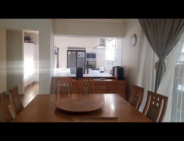 3 BEDROOM TOWNHOUSE FOR SALE IN BOKSBURG SOUTH